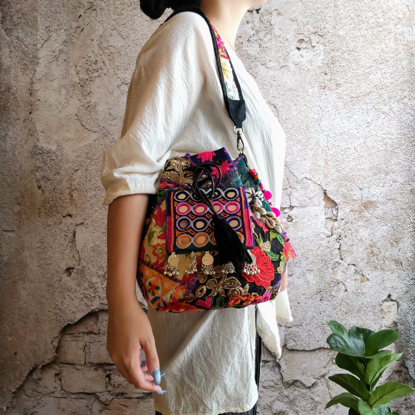 BSS-76c巾着型ミラー刺繍2wayエスニックショルダーバッグ(S)