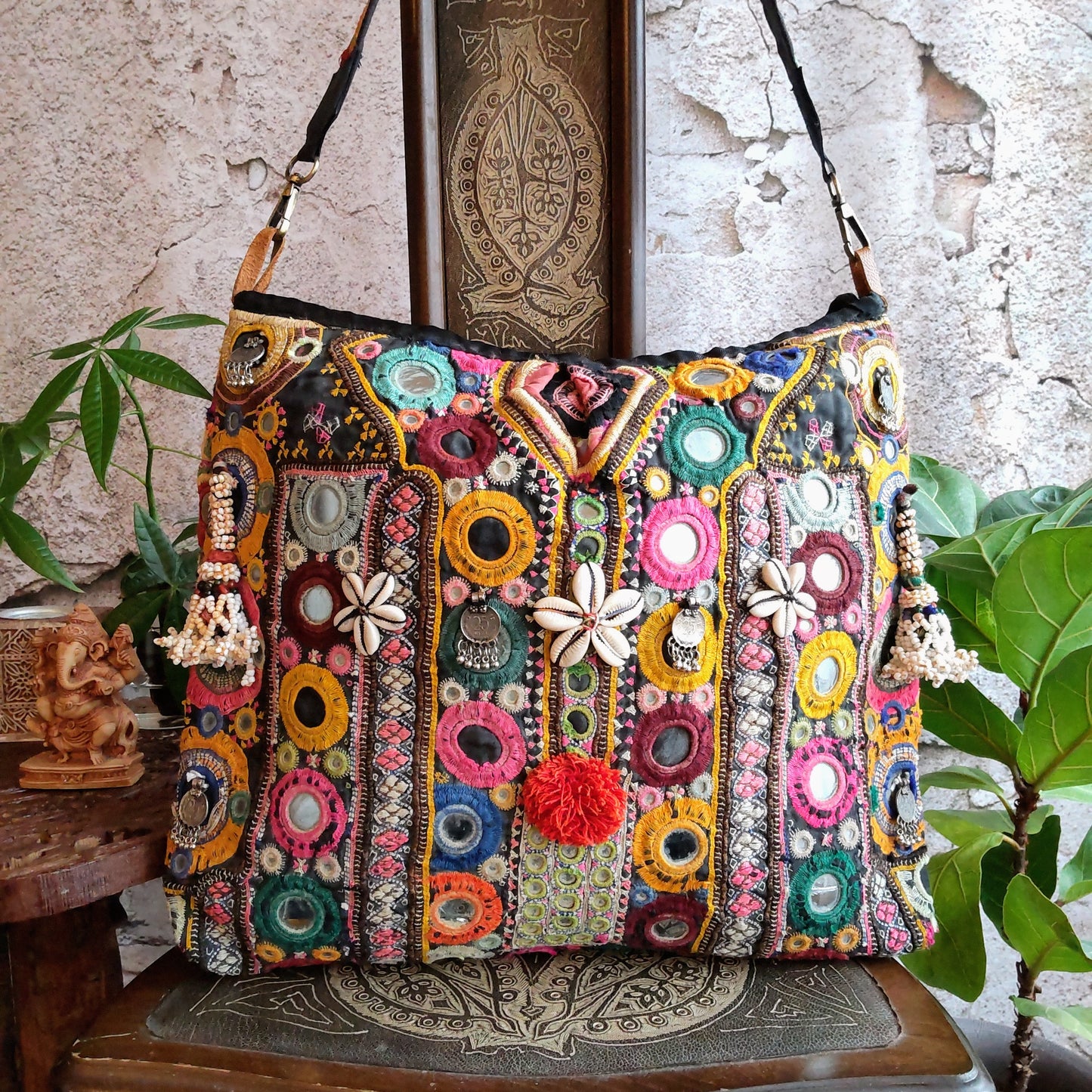 BLS-75b カラフルバンジャラショルダーバッグ