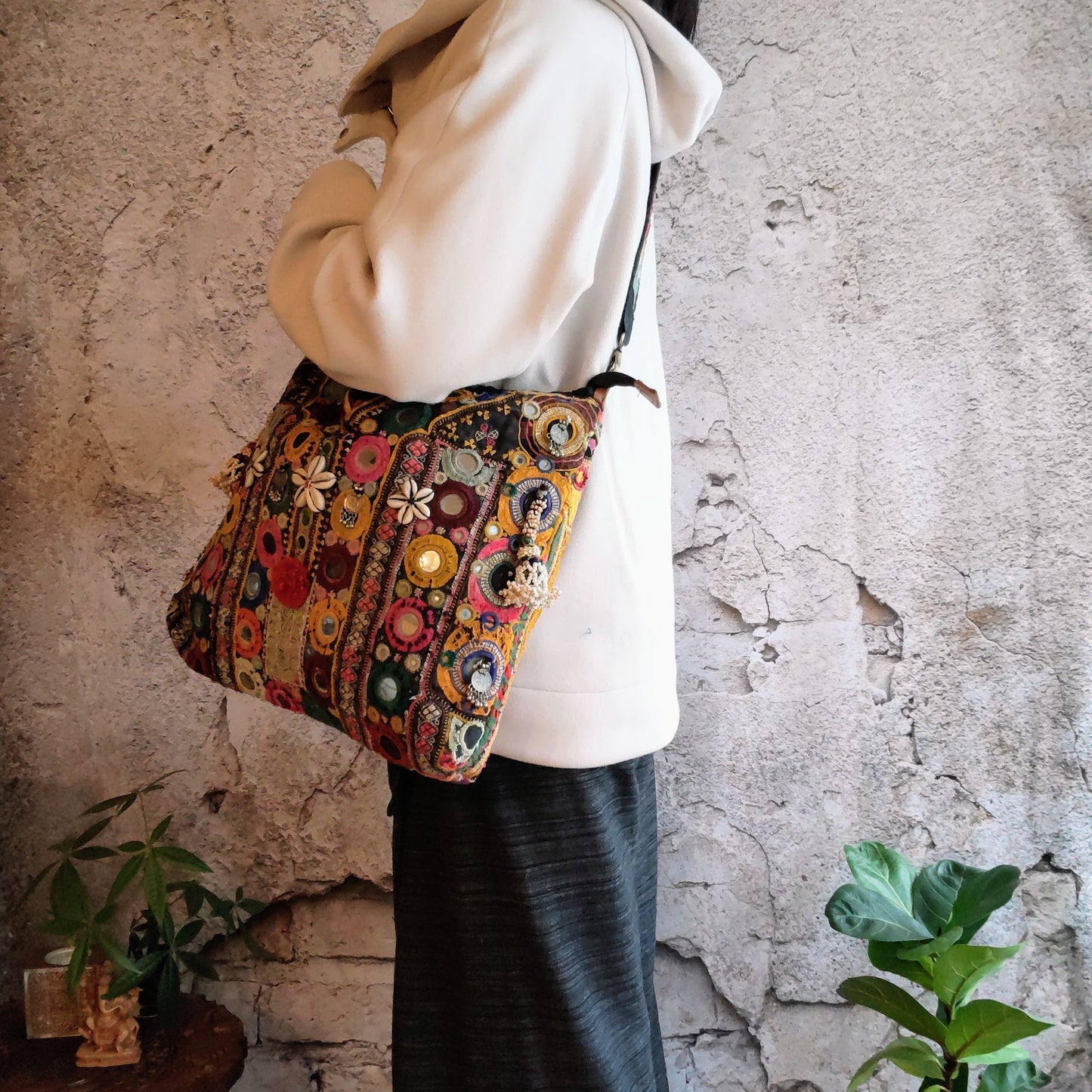 BLS-75b カラフルバンジャラショルダーバッグ