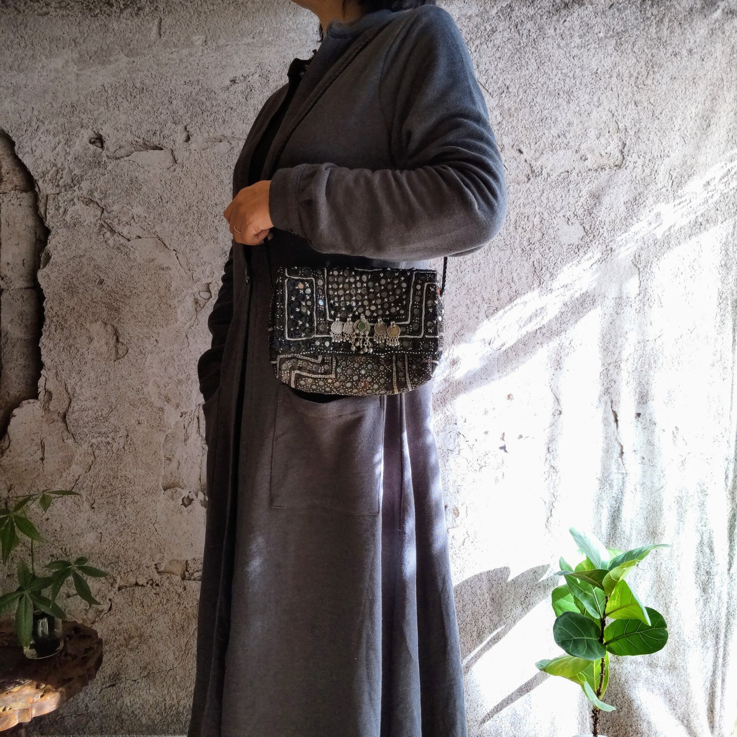 BSS-89b ブラックミラー刺繍エスニックショルダーバッグ(S)