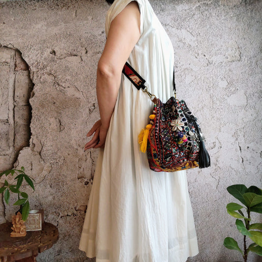 BLP-101d 巾着型2wayエスニックショルダーバッグ(L)