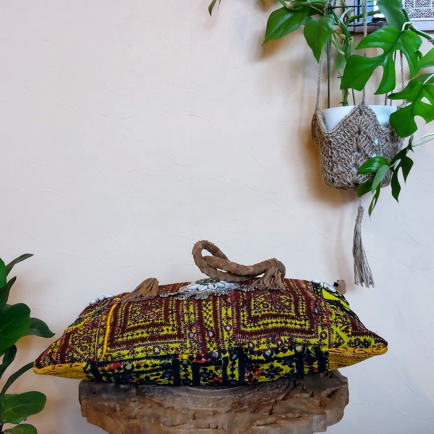 BLT-73aイエロー系ブラウンレザーハンドルエスニックバッグ(L)