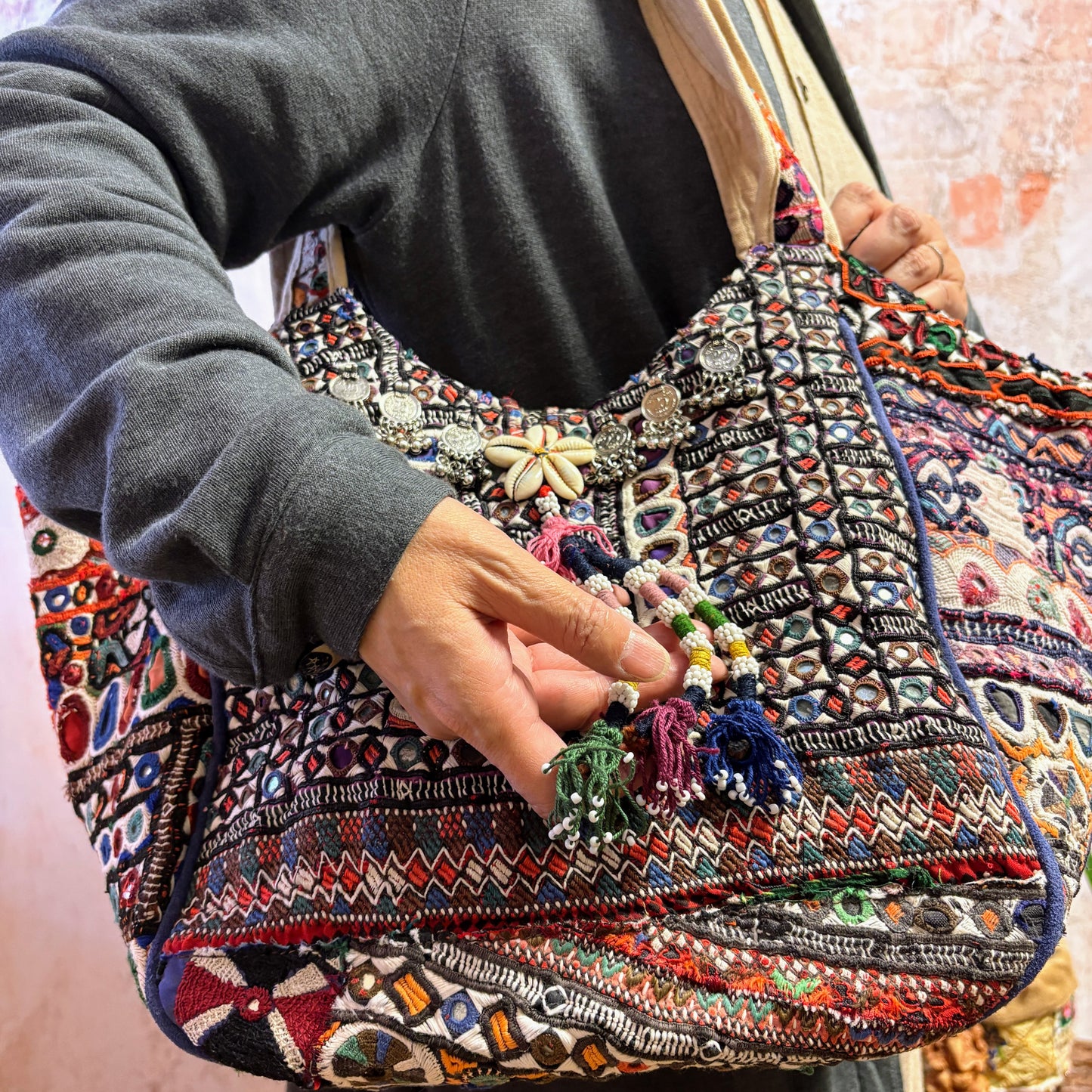 HTL-128a ミラー刺繍エスニックトートバッグ(L)