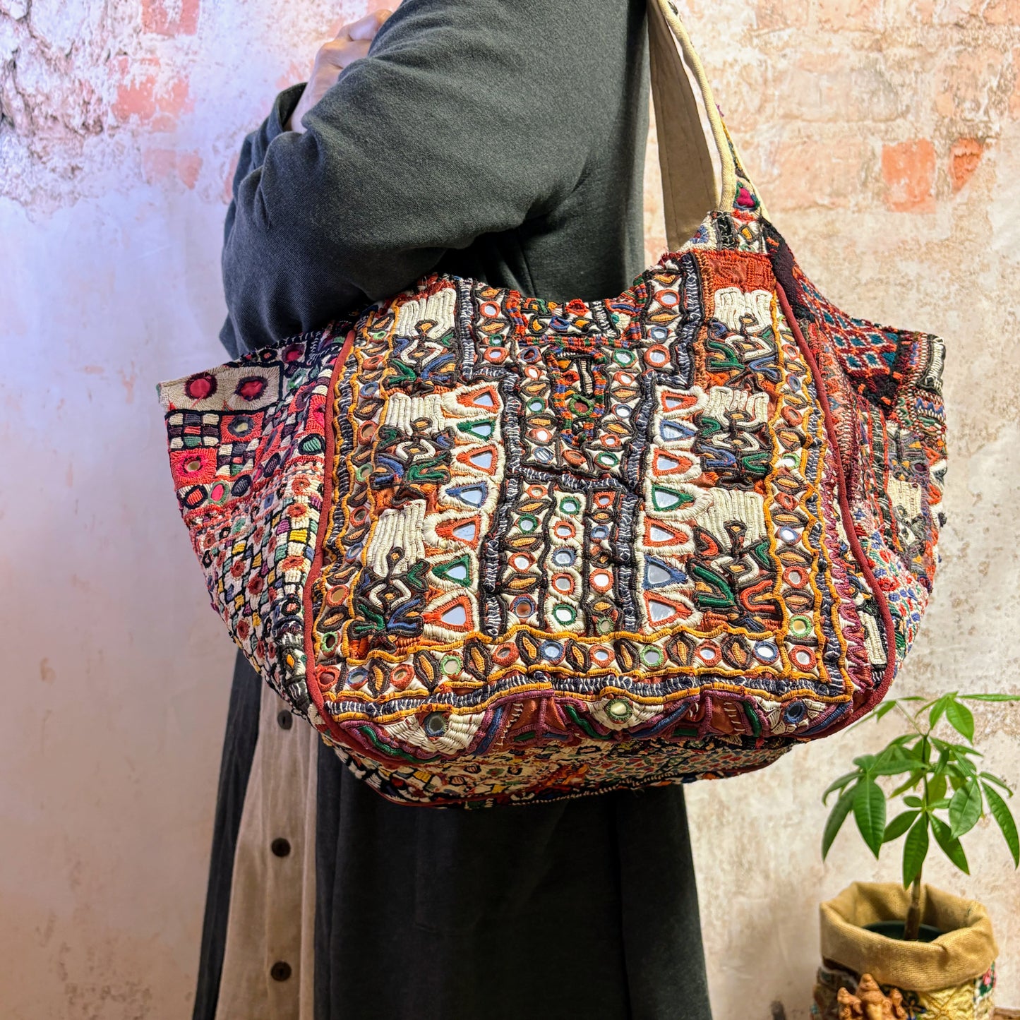 HTL-128b ミラー刺繍エスニックトートバッグ(L)