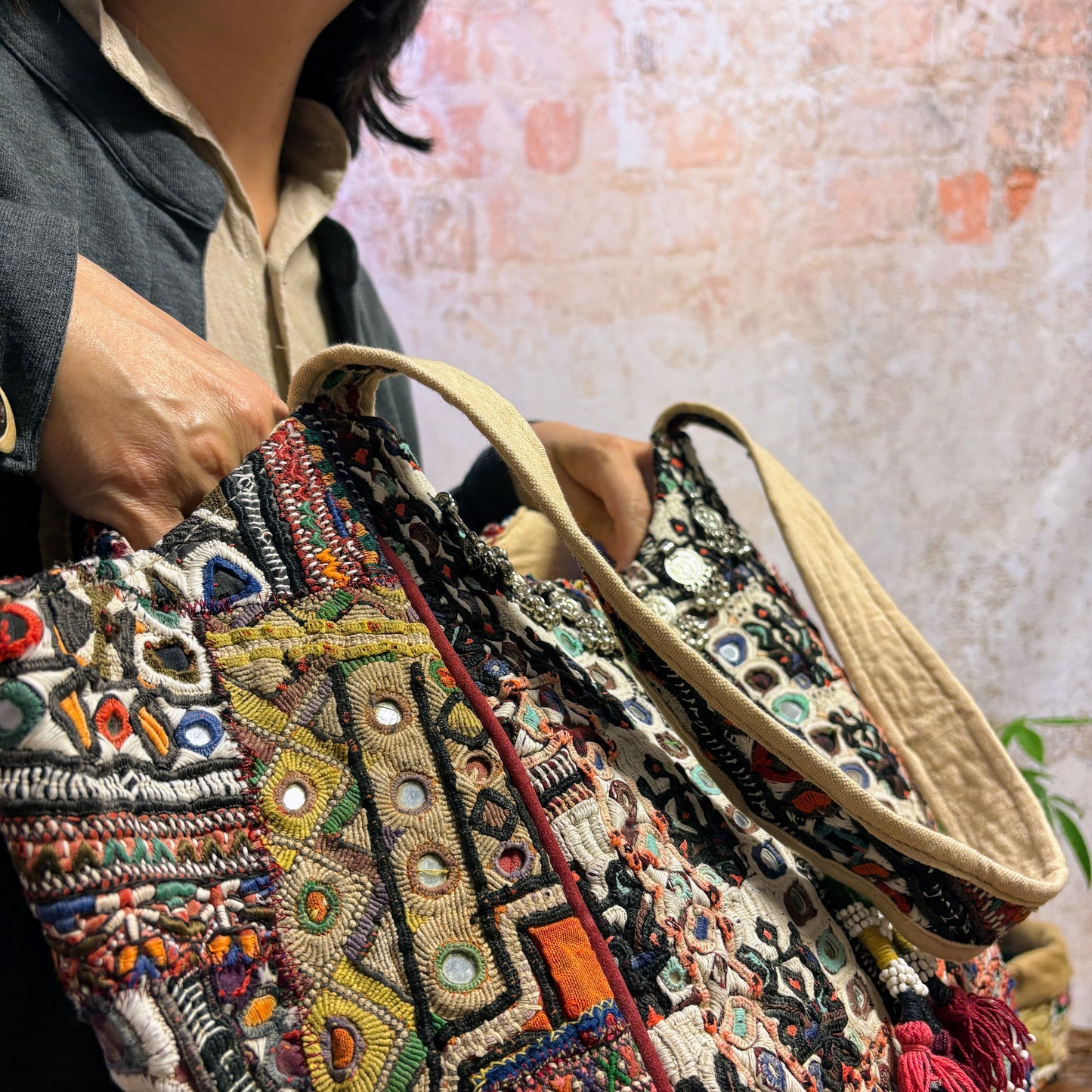 HTL-128b ミラー刺繍エスニックトートバッグ(L)
