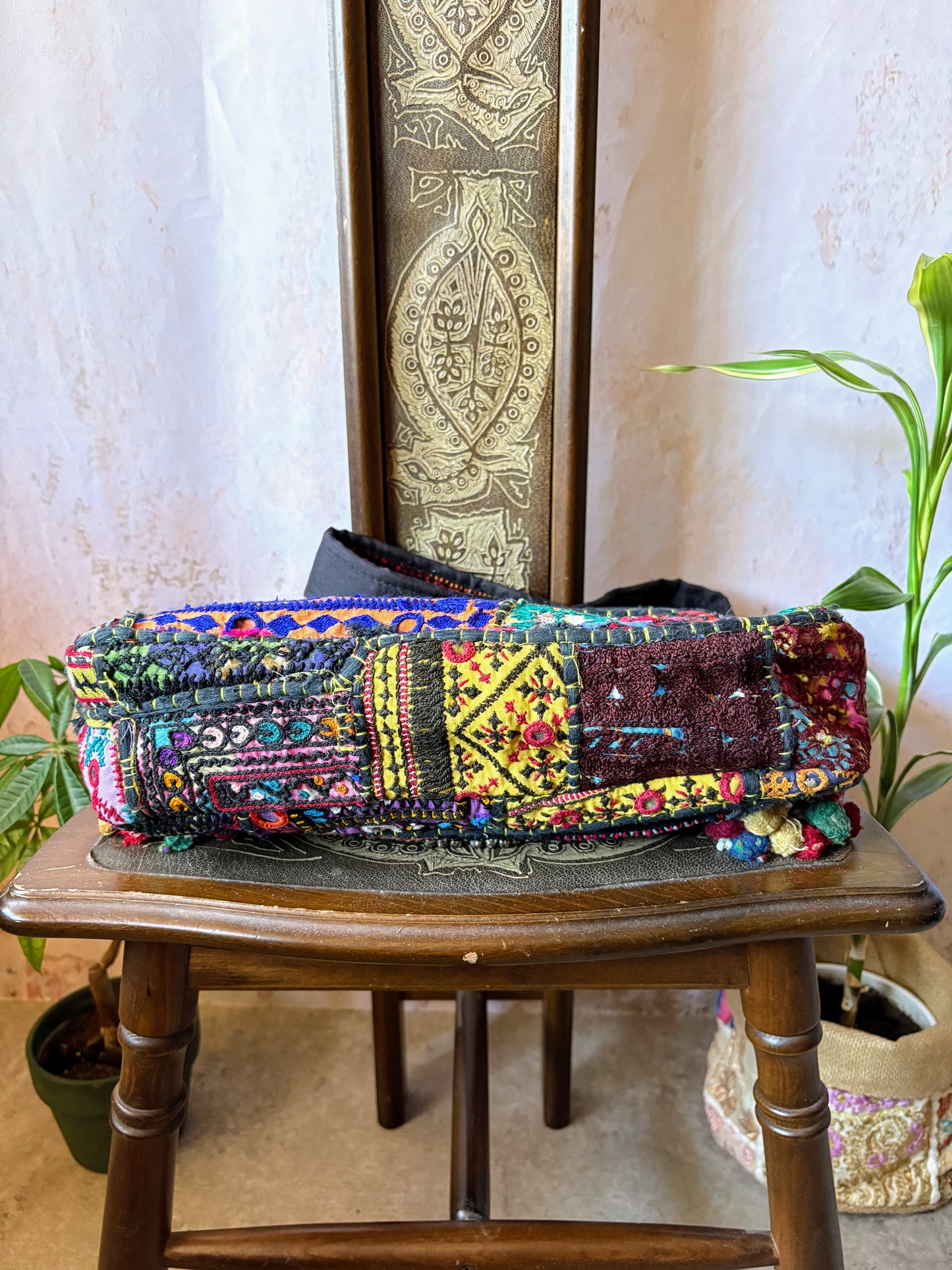 NSM-137f【光舞】ミラー刺繍エスニックフラップショルダーバッグ(M)