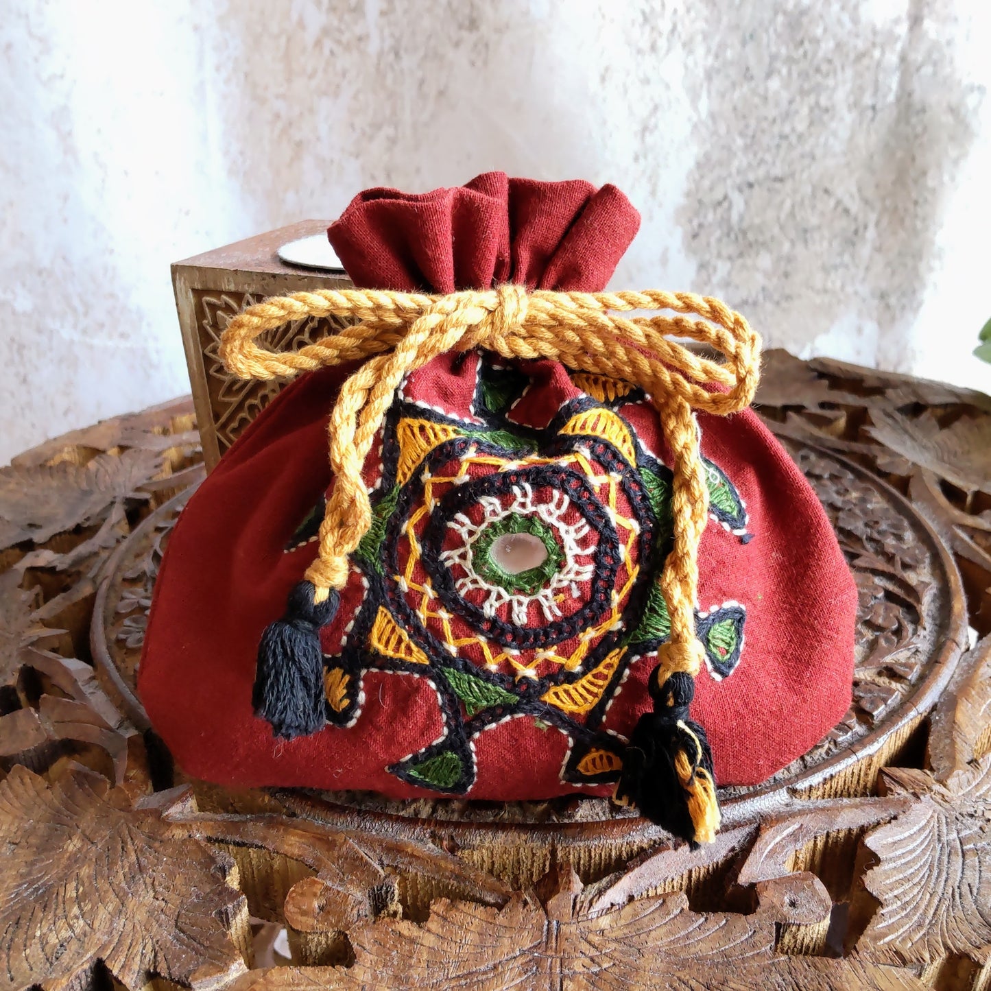 RPS-126a~m ラバリ刺繍ミニポーチ