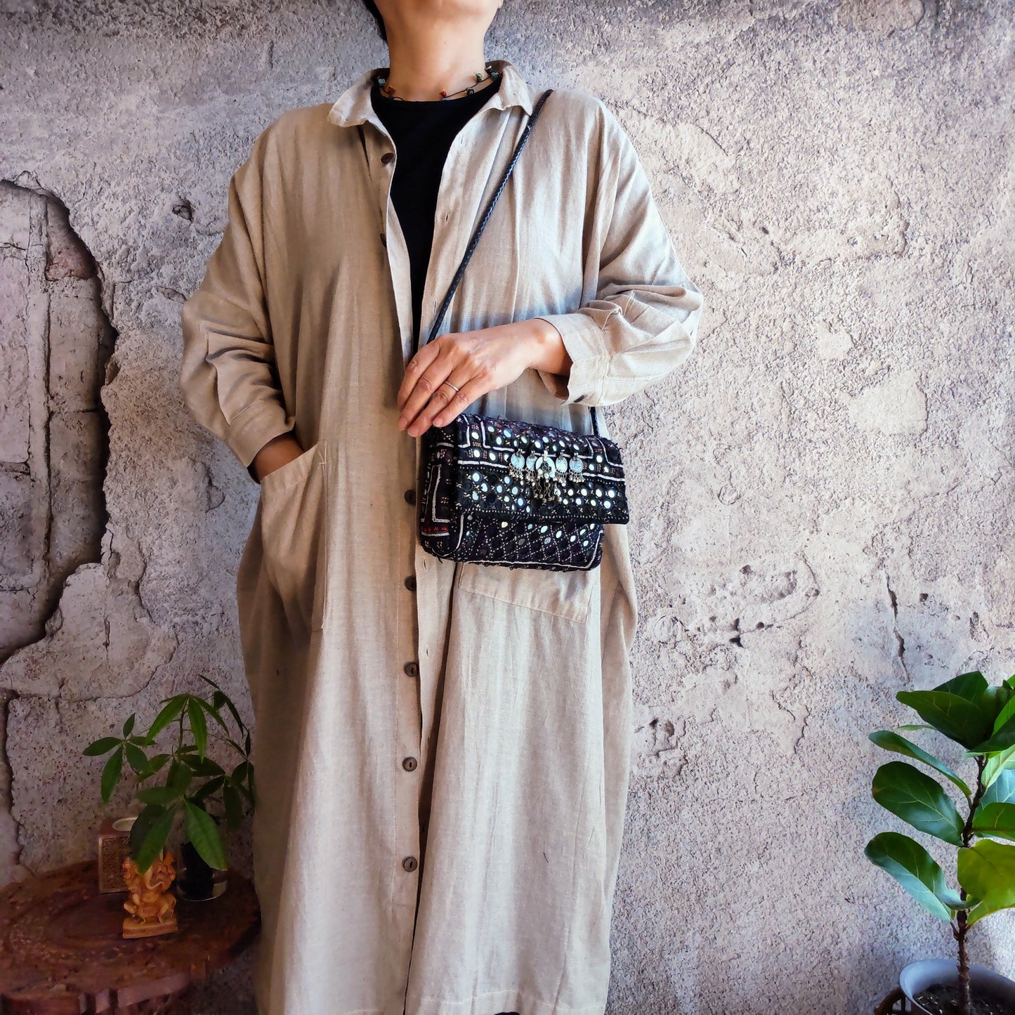 BSS-111c ブラックミラー刺繍エスニックショルダーバッグ(S)