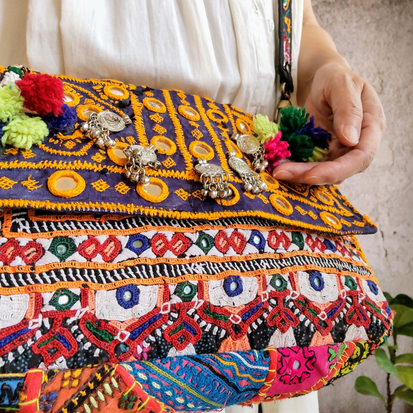 NSM-117e ミラー刺繍エスニックショルダーバッグ(M)
