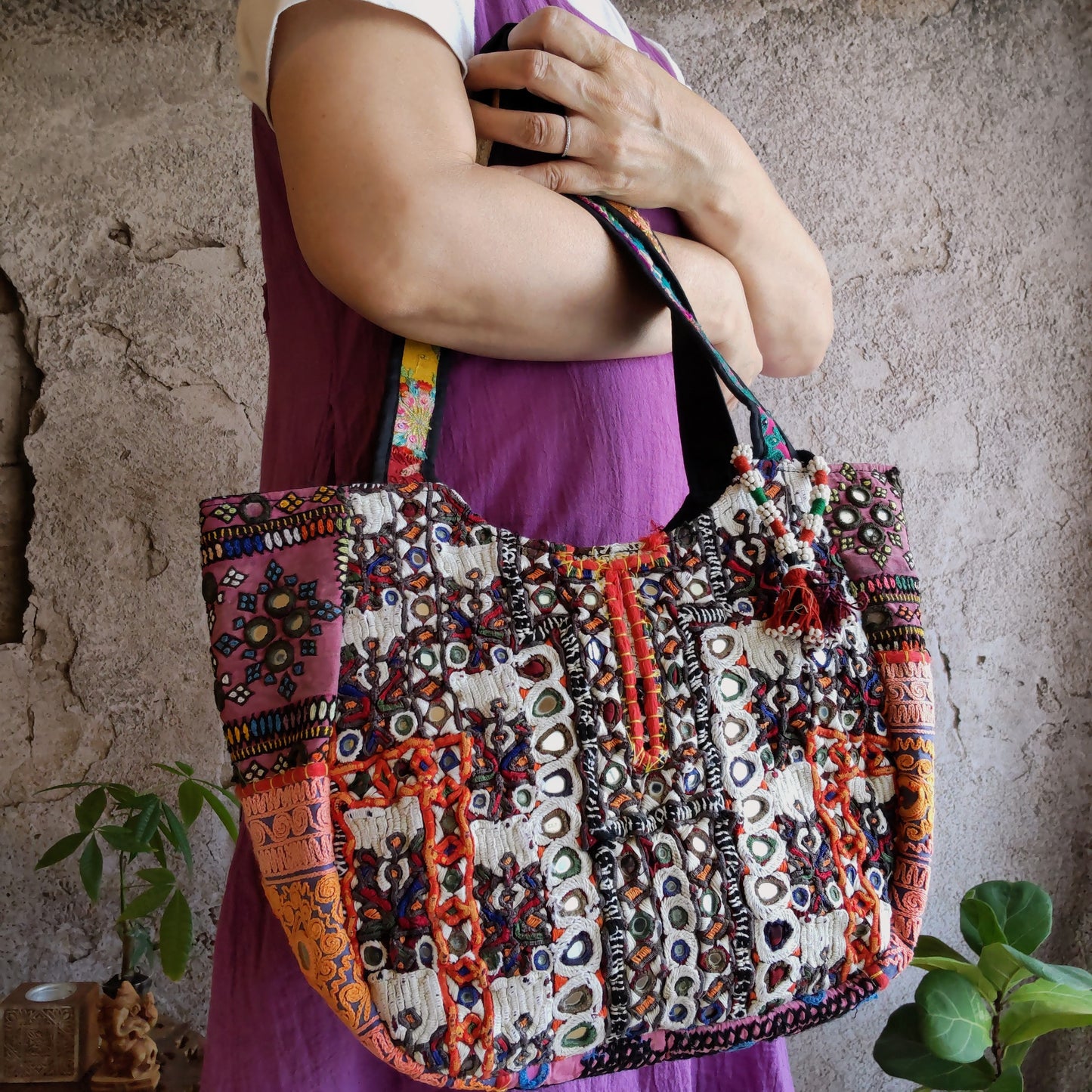 BMT-102a~e ミラー刺繍エスニックトートバッグ(M)