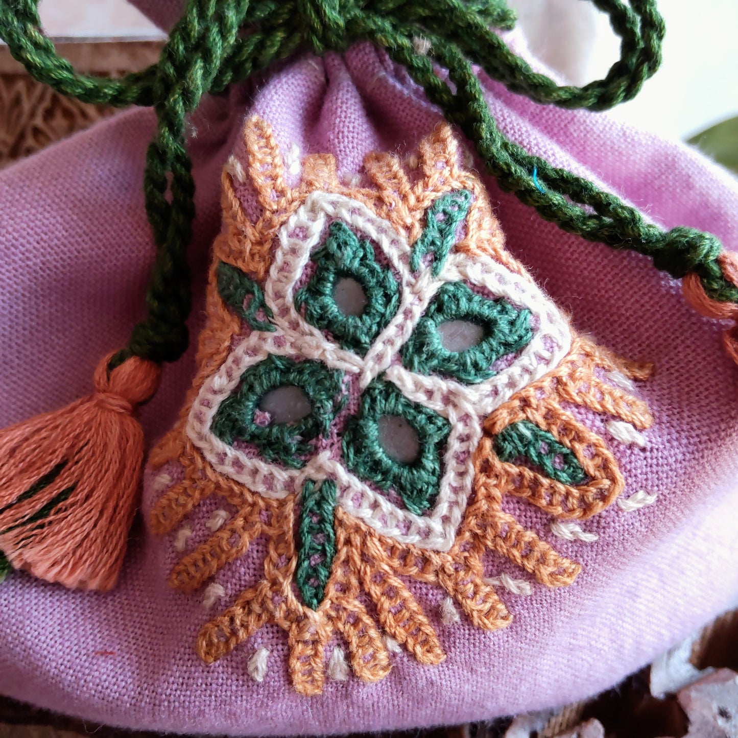 RPS-126a~m ラバリ刺繍ミニポーチ