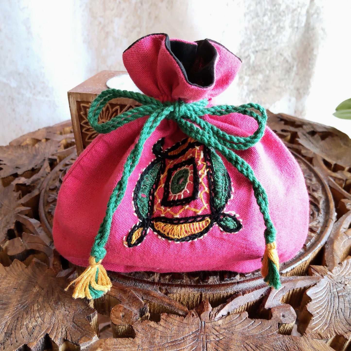 RPS-126a~m ラバリ刺繍ミニポーチ