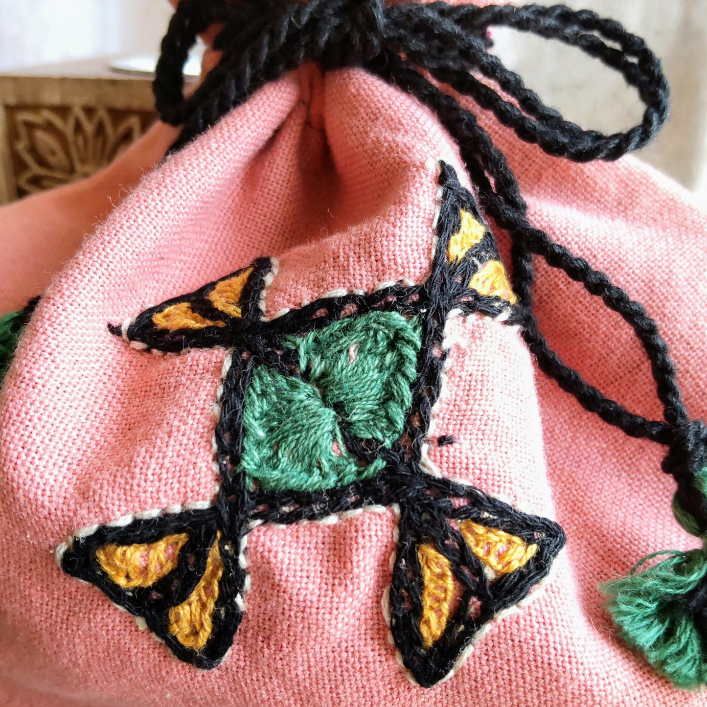 RPS-126a~m ラバリ刺繍ミニポーチ