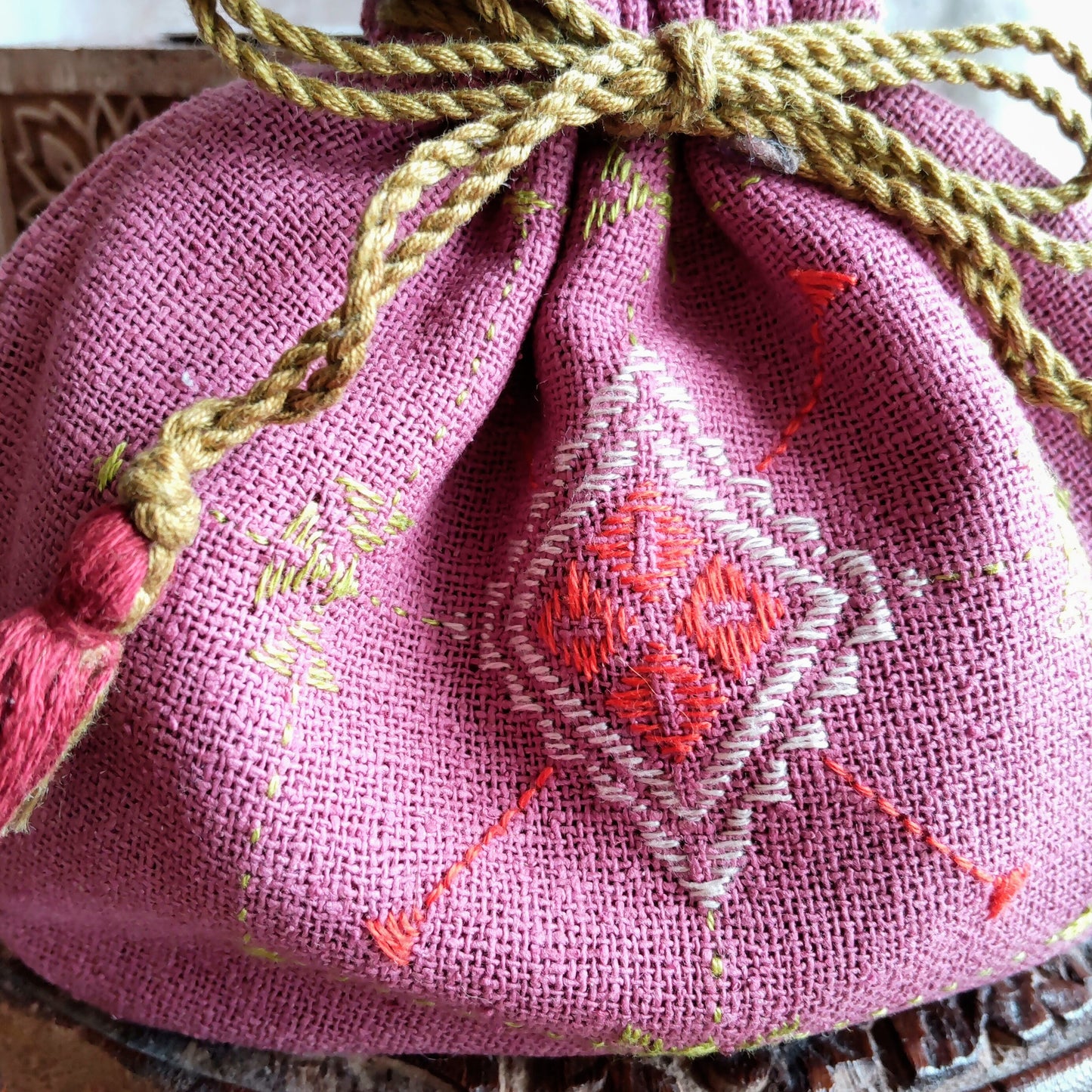 RPS-126a~m ラバリ刺繍ミニポーチ