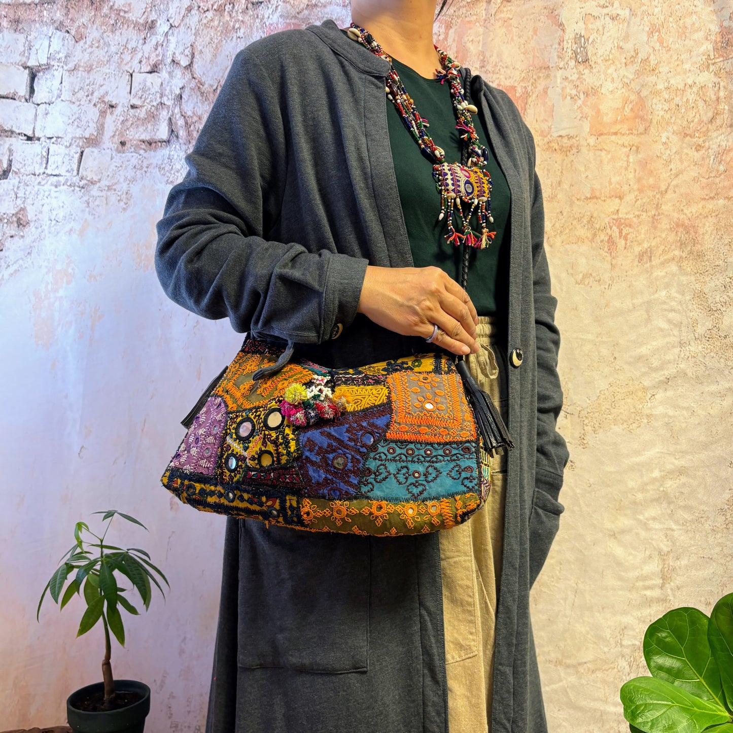 NSS-123c ミラー刺繍パッチワークエスニックショルダーバッグ (S)