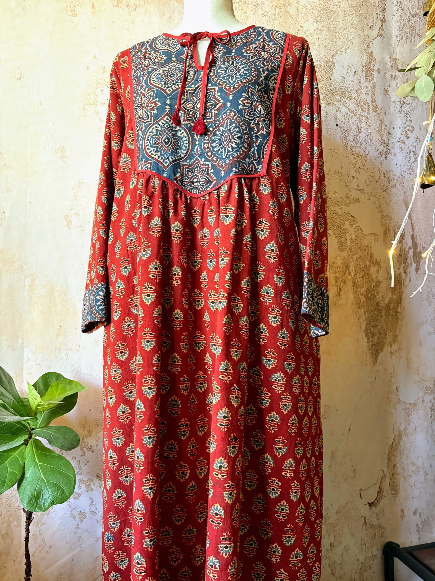 AF-004,1/1 アジュラックロングフレアワンピース/レッドxネイビー