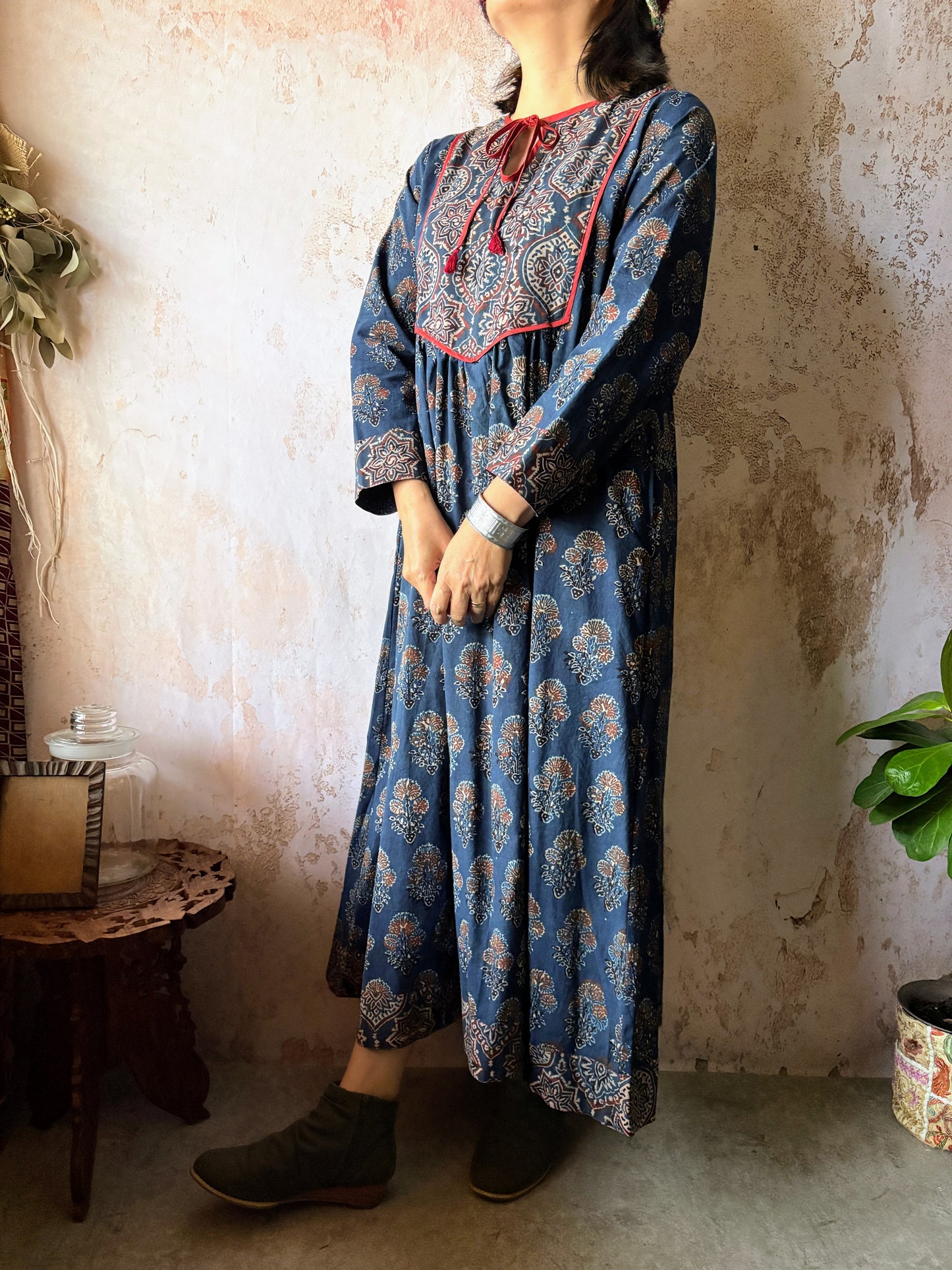 AF-008,3/3 アジュラックロングフレアワンピース/ネイビーxネイビー